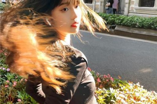 一天3大瓜！带着女儿偷腥、偷税漏税、滞留迪拜件件荒唐可笑